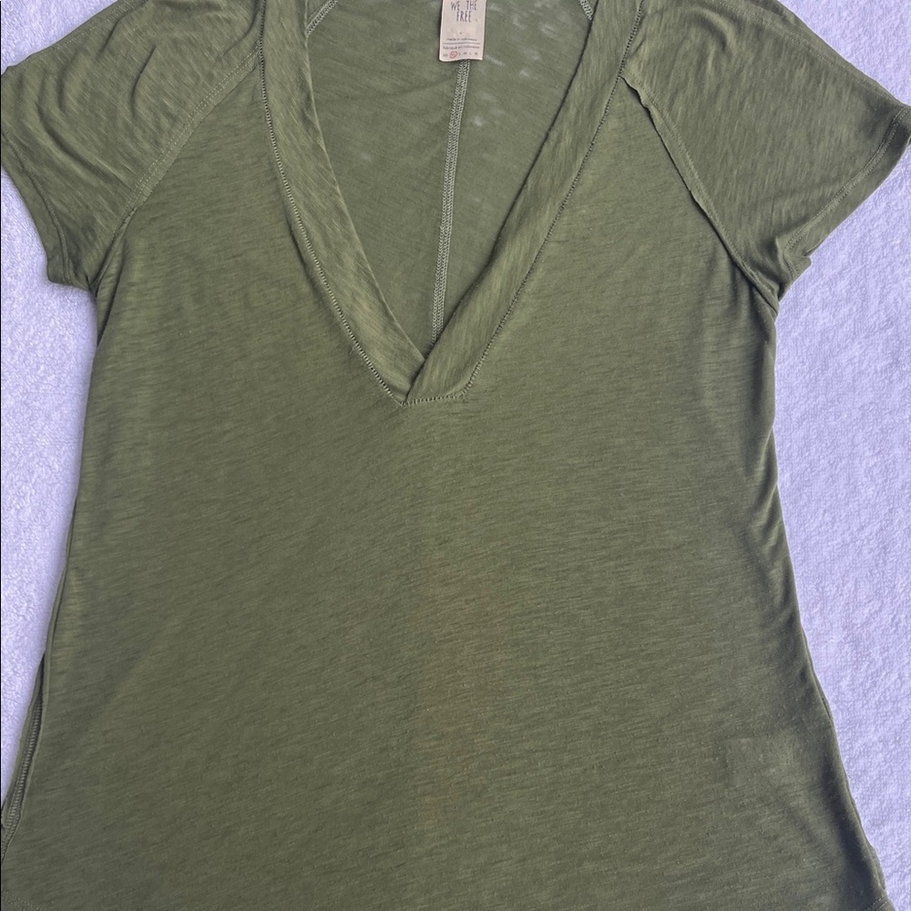 Free People We The Free V-Neck Clementine Tee - Picture 3 of 8